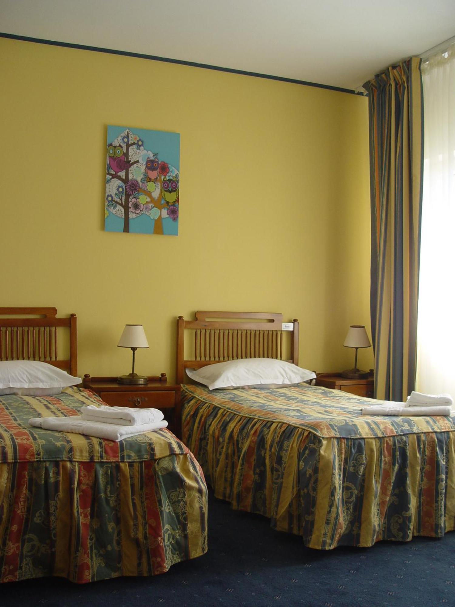 Hotel Astra Braşov Eksteriør billede