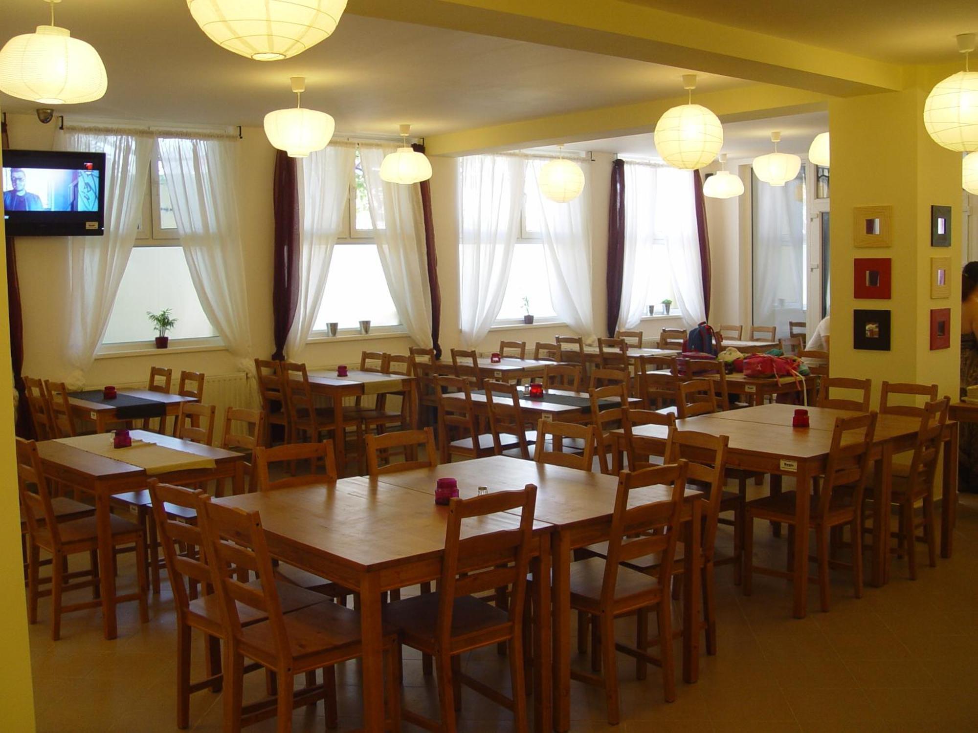 Hotel Astra Braşov Eksteriør billede